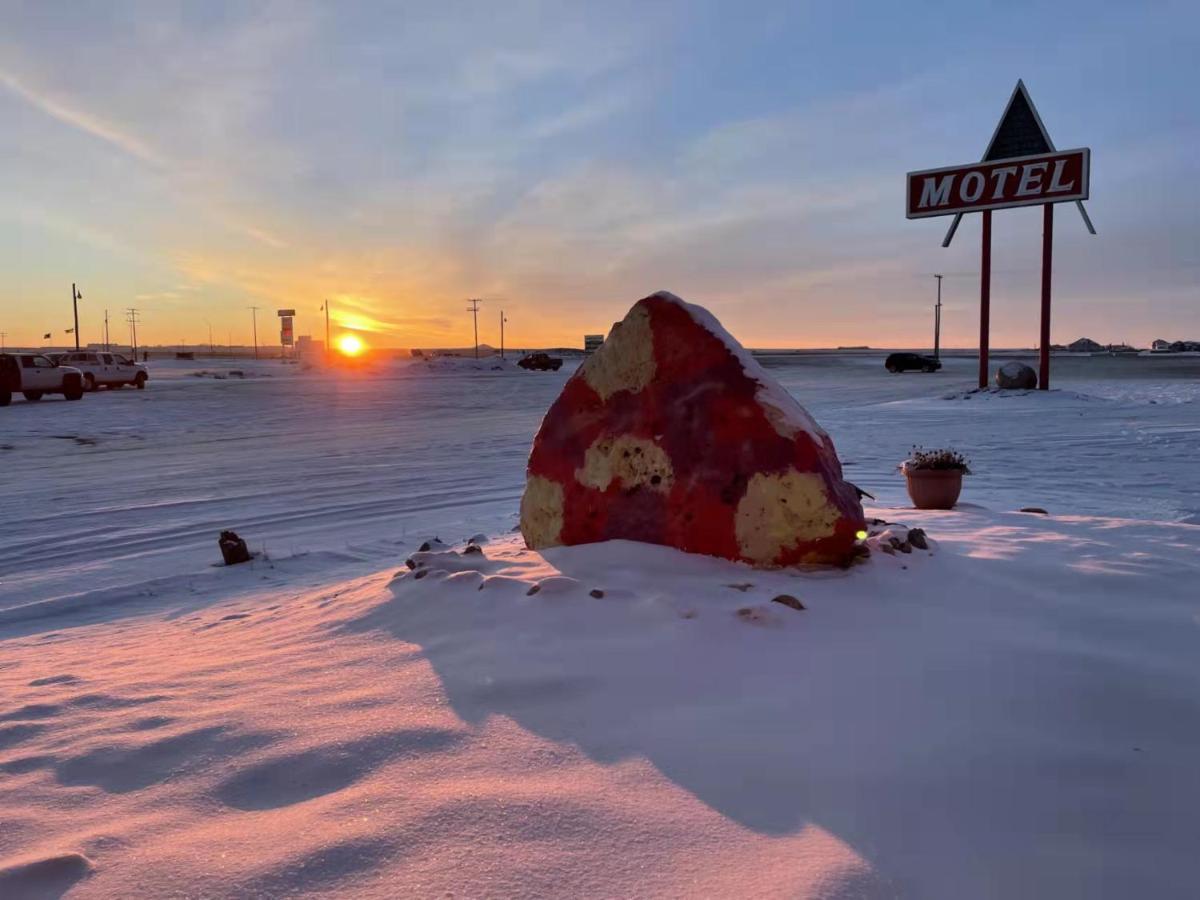 Dundurn Motel Eksteriør billede