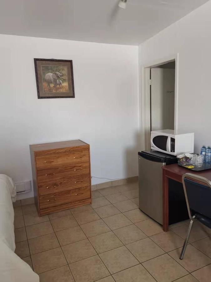 Dundurn Motel Eksteriør billede