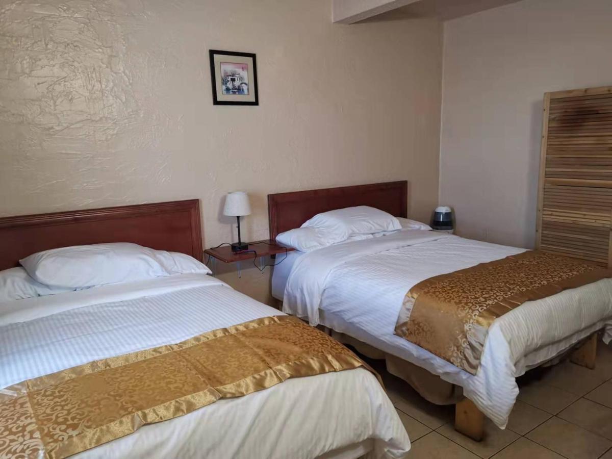 Dundurn Motel Eksteriør billede