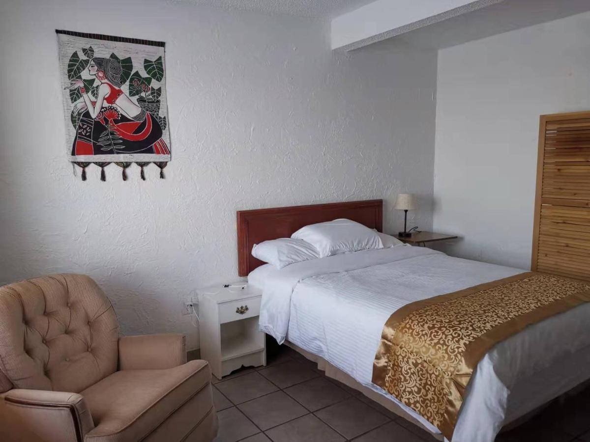 Dundurn Motel Eksteriør billede