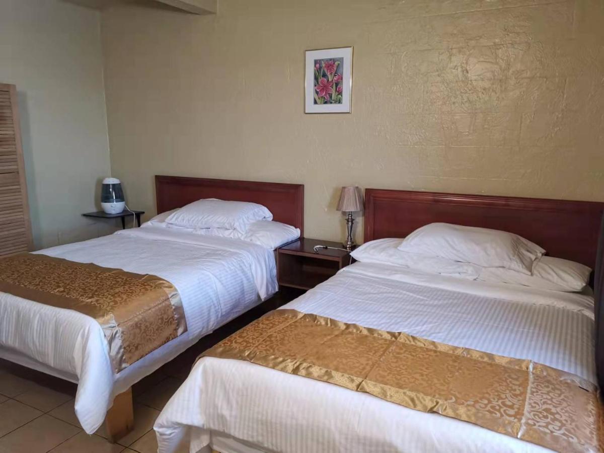 Dundurn Motel Eksteriør billede