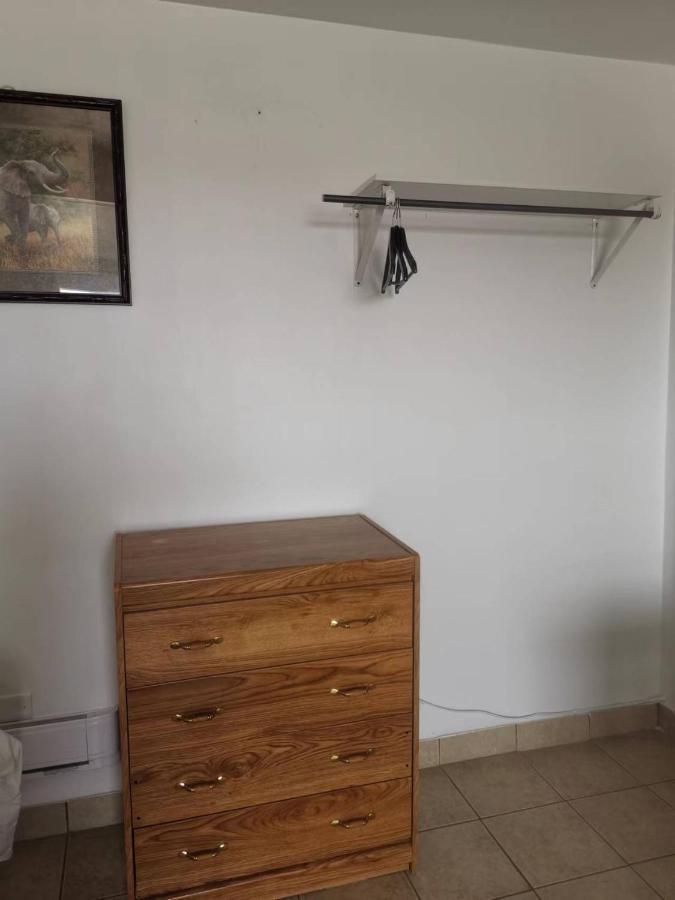 Dundurn Motel Eksteriør billede