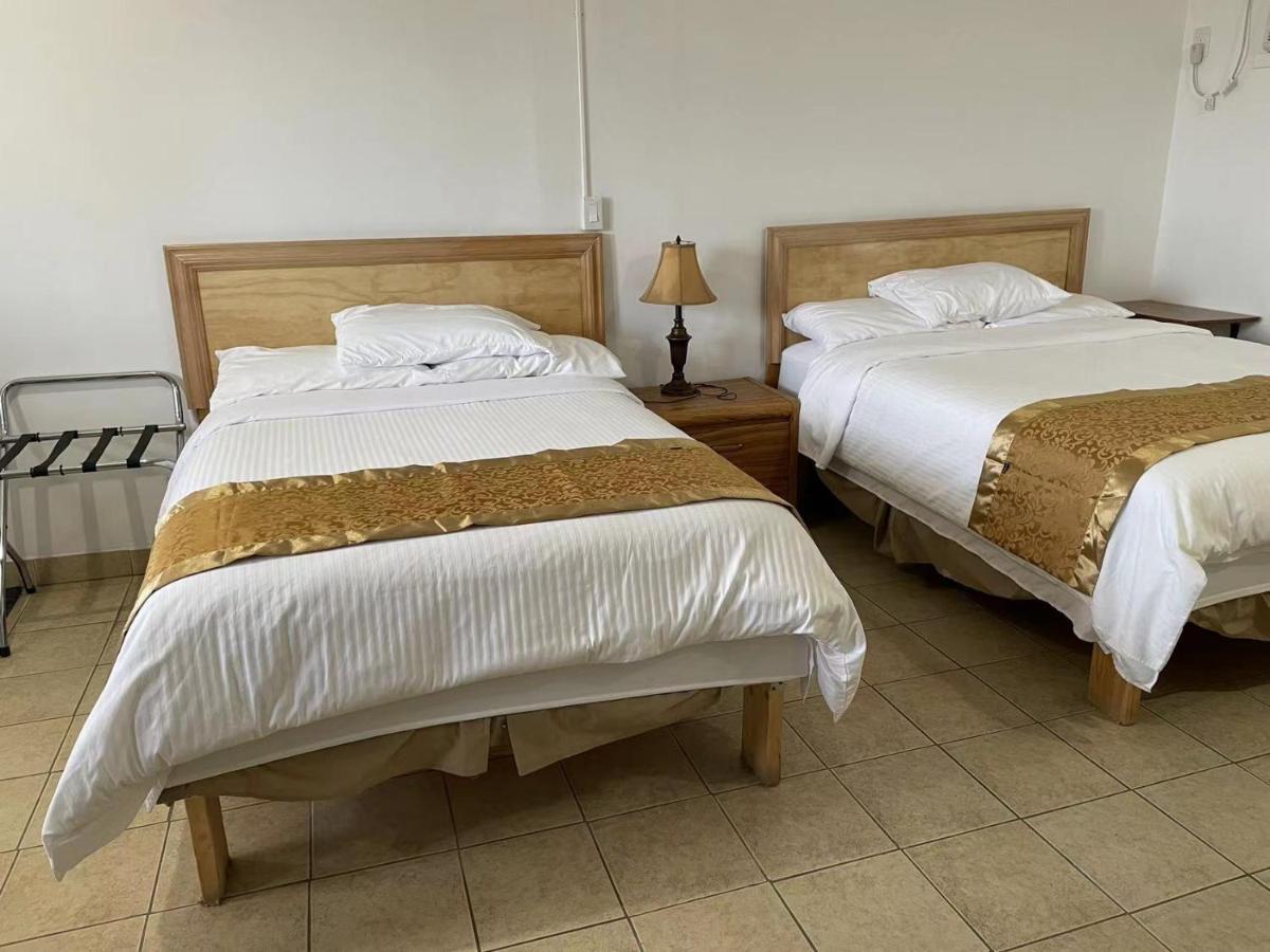 Dundurn Motel Eksteriør billede