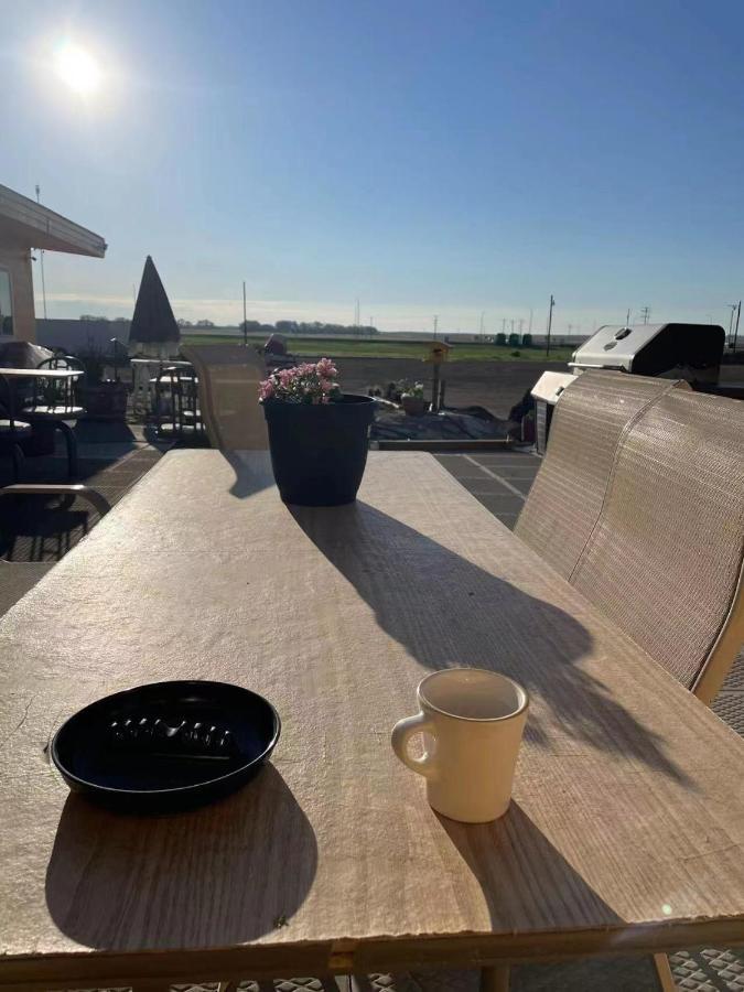 Dundurn Motel Eksteriør billede